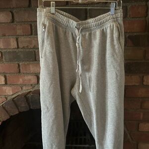 aerie Women’s  Light Gray Zipper Pocket Joggers